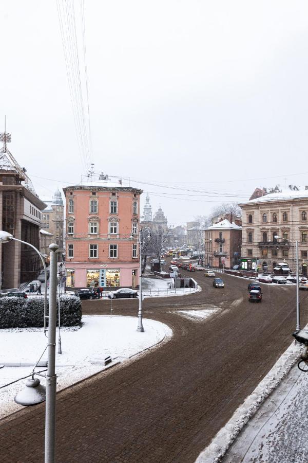 Romari Площа Міцкевича Lviv Extérieur photo