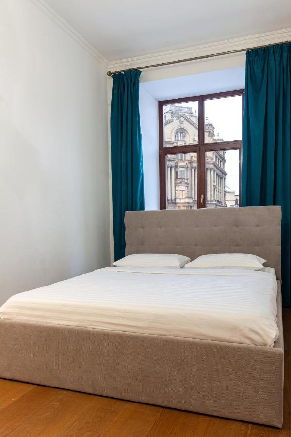 Romari Площа Міцкевича Lviv Extérieur photo
