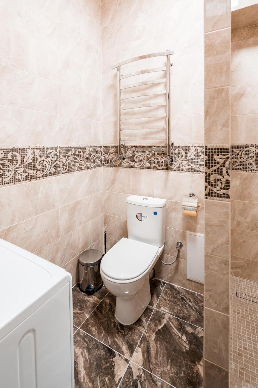 Romari Площа Міцкевича Lviv Extérieur photo