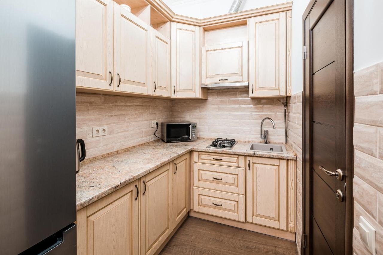 Romari Площа Міцкевича Lviv Extérieur photo